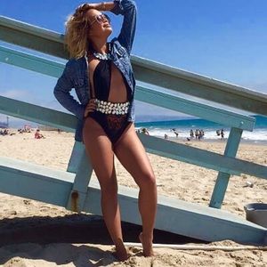 One piece Bathing suit